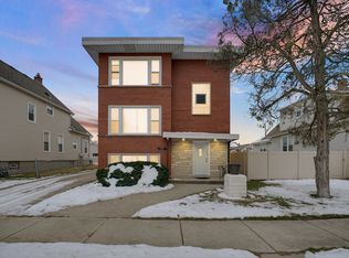 1929 High St, Blue Island, IL 60406