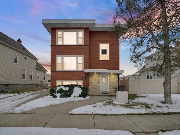 1929 High St, Blue Island, IL 60406