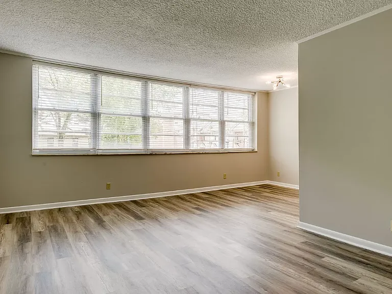 3314 W End Ave #4050 — Photo 2
