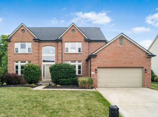 2805 Woods Cres, Grove City, OH 43123