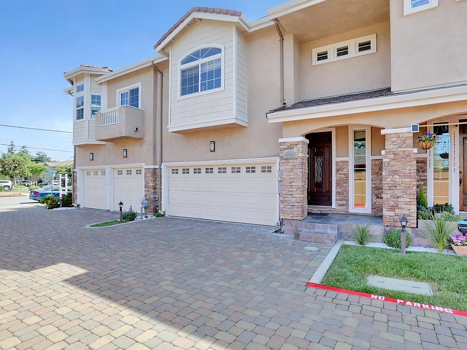 1st image of 2722 Darien Ct