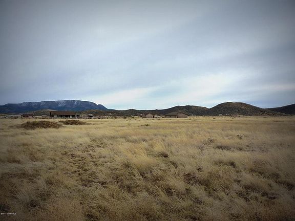 4th image of 11075 N Rowdy Bunch Pass
