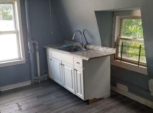 257 1st St FLOOR 3, Newburgh, NY