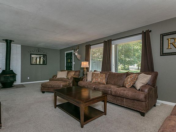 5th image of 2904 Julian Blvd