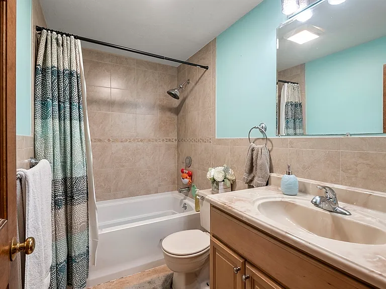 156 Quincy Shore Dr #71 — Photo 12