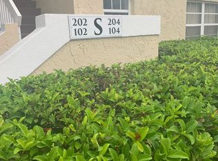 1560 SE Royal Green Cir #202, Port Saint Lucie, FL 34952