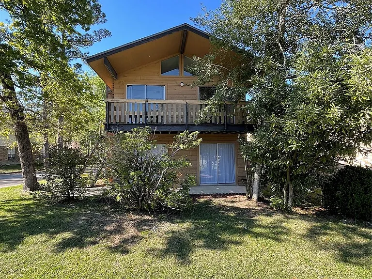 2 Thunderbird Dr #A — Photo 22
