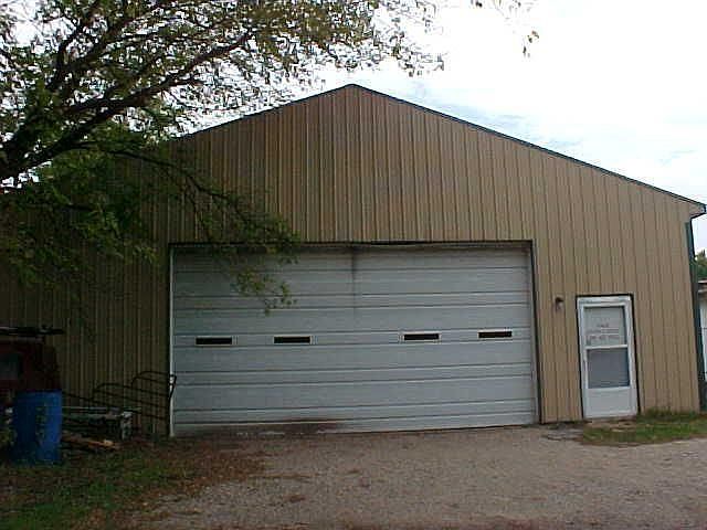 2nd image of 720 W Monroe St
