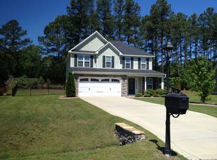 476 Orchard Falls Dr, Spring Lake, NC 28390