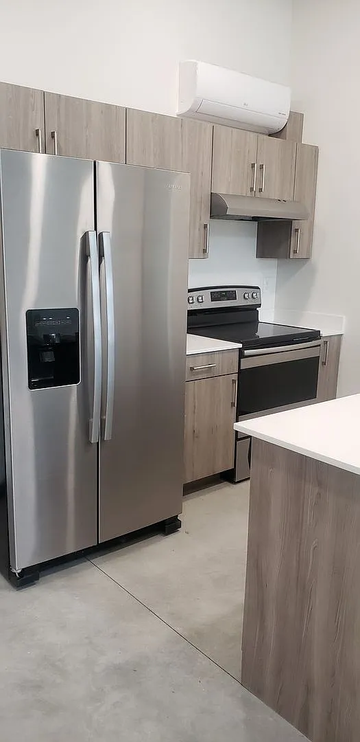 Wall Street Apartments — Photo 4