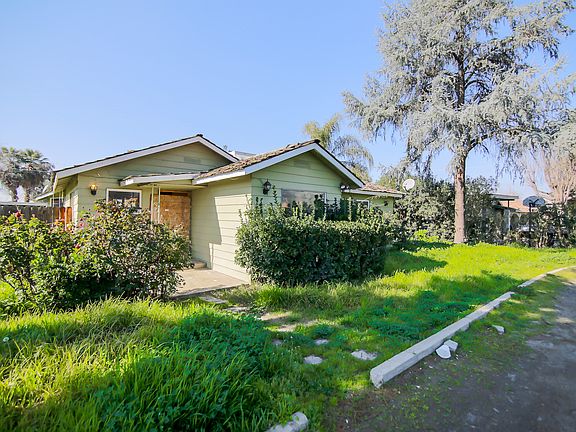 4th image of 433 S Valencia Blvd