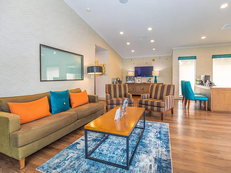 Cassia Apartments — Photo 4