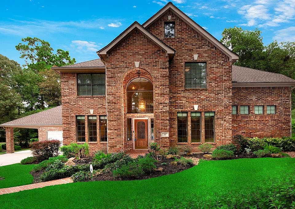 1st image of 15 Royal Dalton Cir