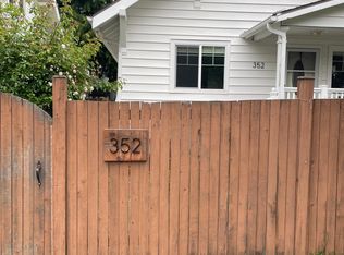 352 NW 80th St, Seattle, WA 98117