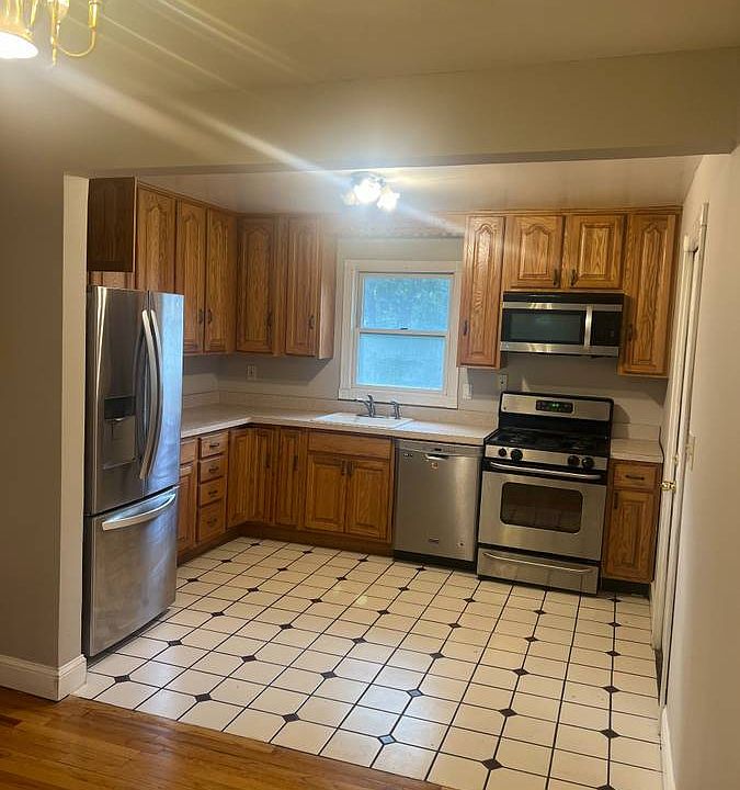 1st image of 432 Gordon Ave