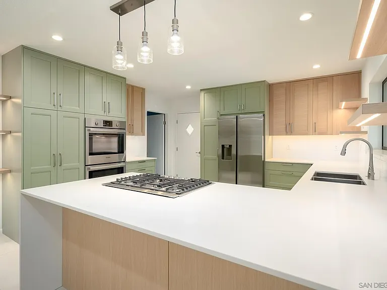 5406 Las Palomas — Photo 12