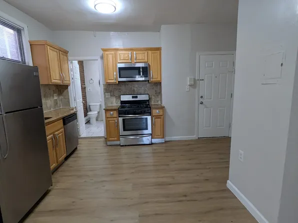 998 Broadway, Bayonne, NJ
