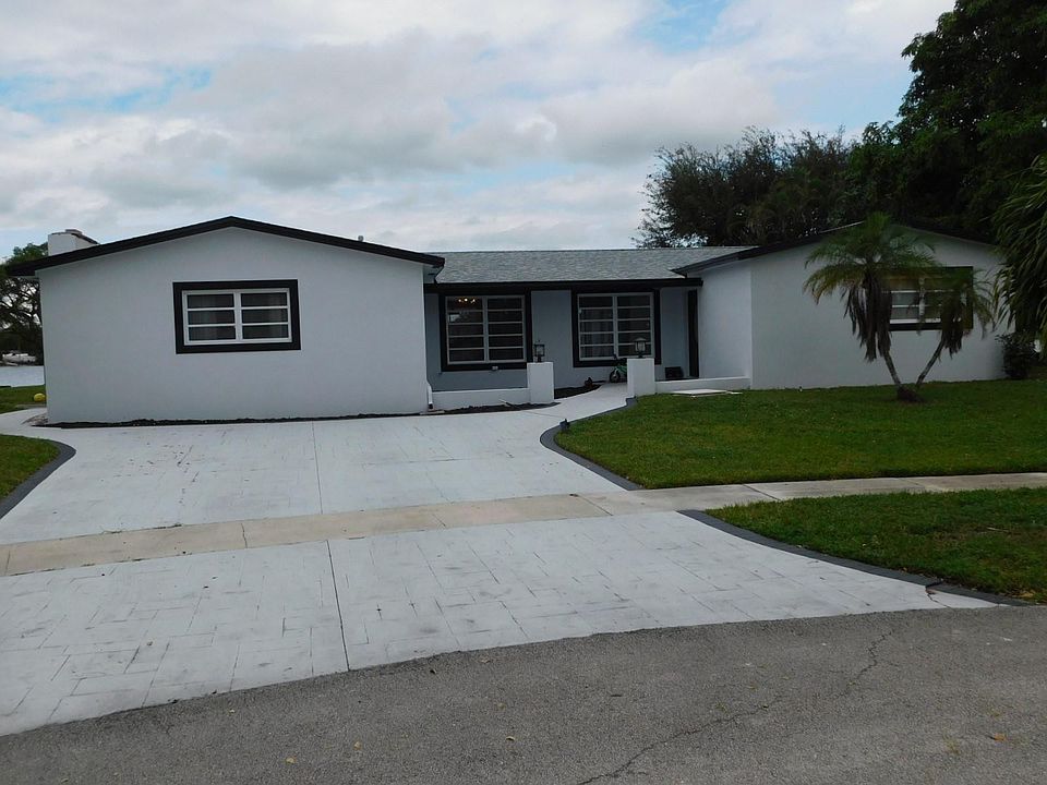 1st image of 8671 NW 19th Street