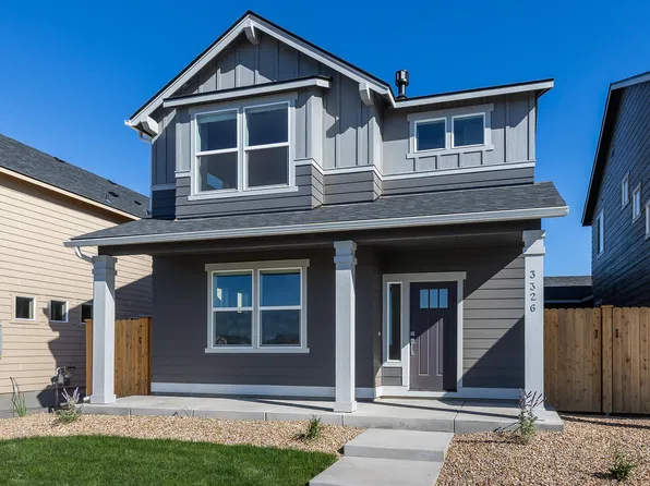 3326 NW 7th St, Redmond, OR 97756