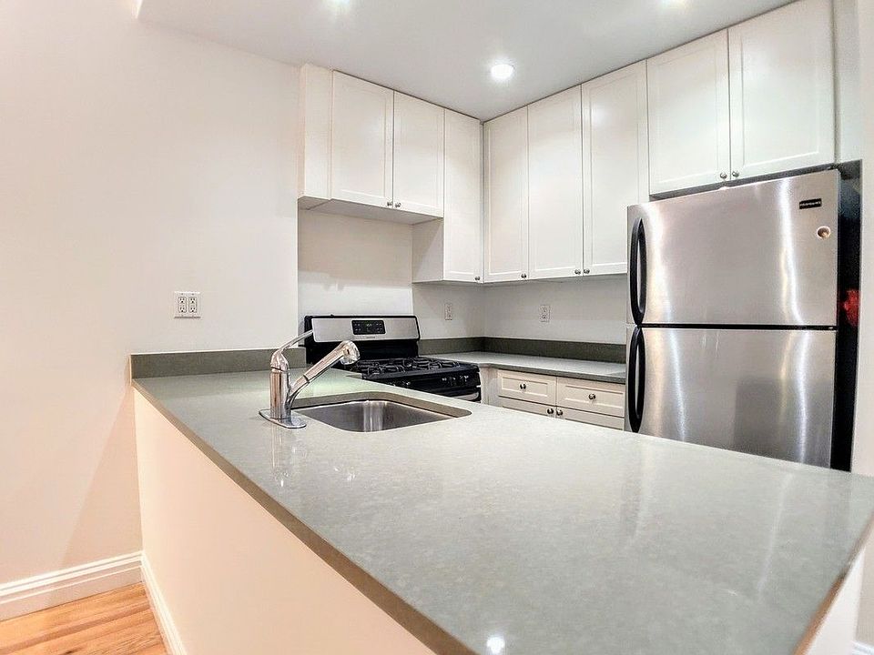 1st image of 101 E 116th St APT 1