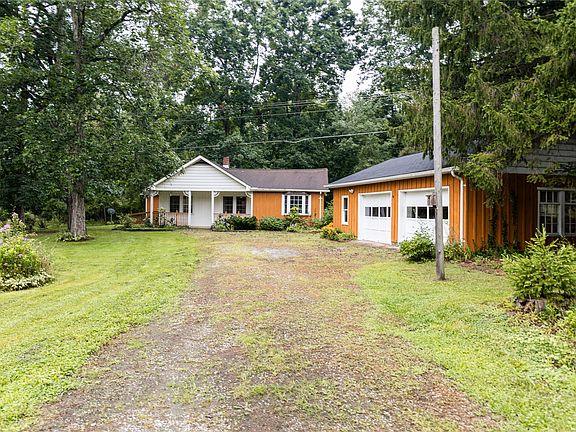 2nd image of 18907 Grange Center Rd
