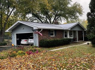 4380 Pioneer Rd, Cedarburg, WI 53012