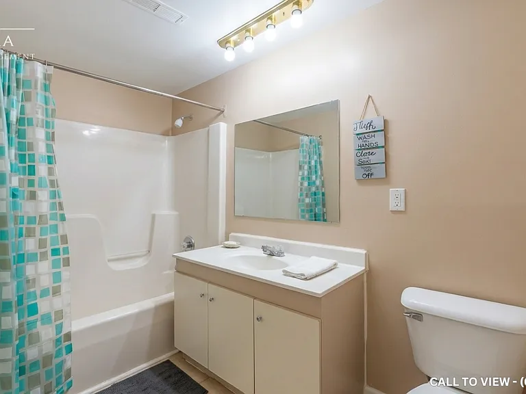 604 Cheapside St #7 — Photo 6