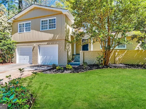 1939 Copperfield Cir, Decatur, GA 30035
