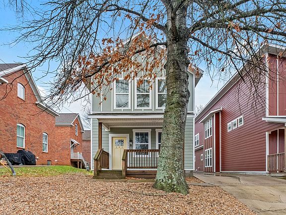 3rd image of 304 S College Ave