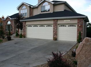 225 Paisley Dr, Colorado Springs, CO 80906