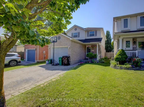 223 Melran Dr, Cambridge, ON N3C 4E5