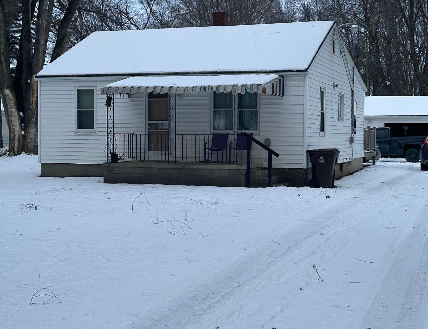 4654 N Mission Rd, Rosebush, MI 48878 MLS 24008085 Zillow