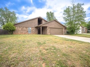 2417 Appleway St, Edmond, OK 73013