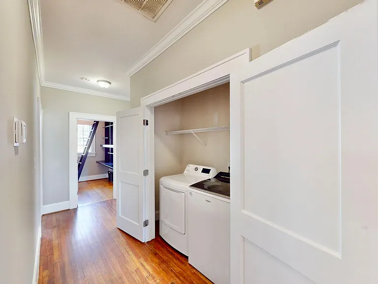 2100 Rozzelles Ferry Rd — Photo 23