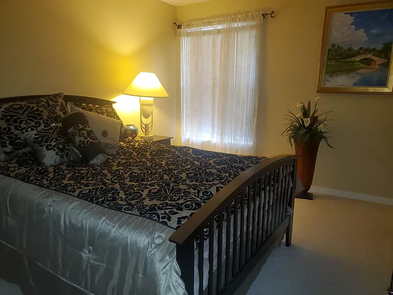 Guest bedroom