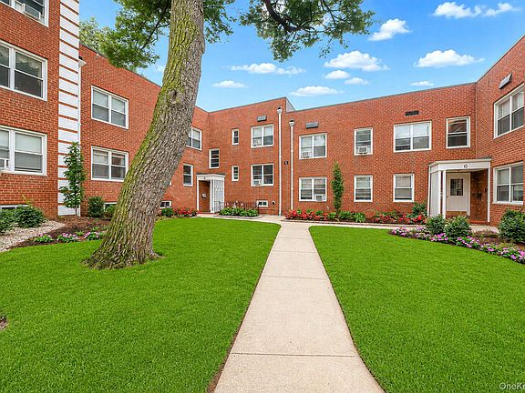4th image of 4 Edwards St #1E