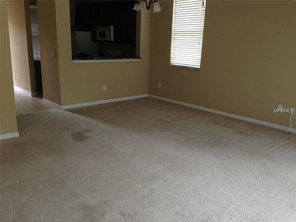 3rd image of 1150 Retreat View Cir