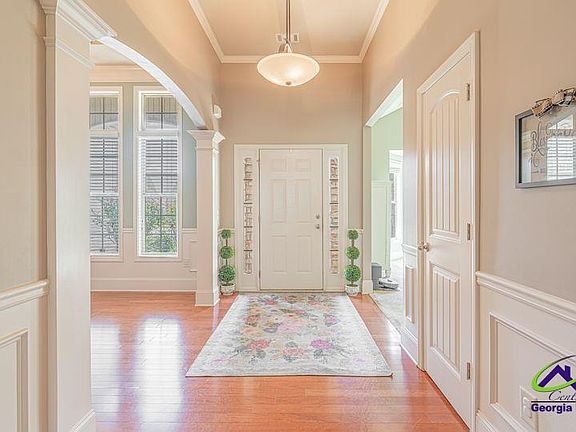5th image of 206 Arden Dr