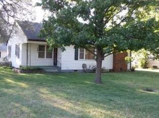 2001 N Dearborn St, Augusta, KS 67010