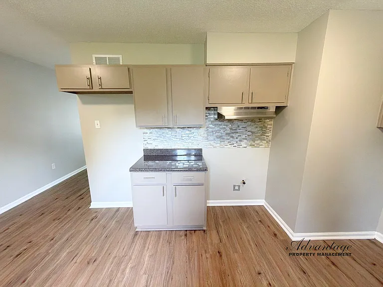 3816 Ford Rd — Photo 11