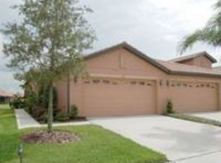 125 Shell Falls Dr, Apollo Beach, FL 33572