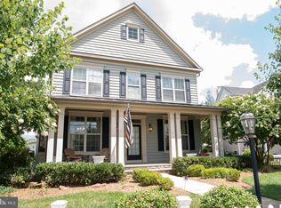 20914 Ashburn Rd, Ashburn, VA 20147