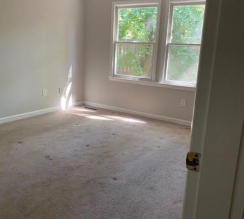 5th image of 1086 San Angelo Dr
