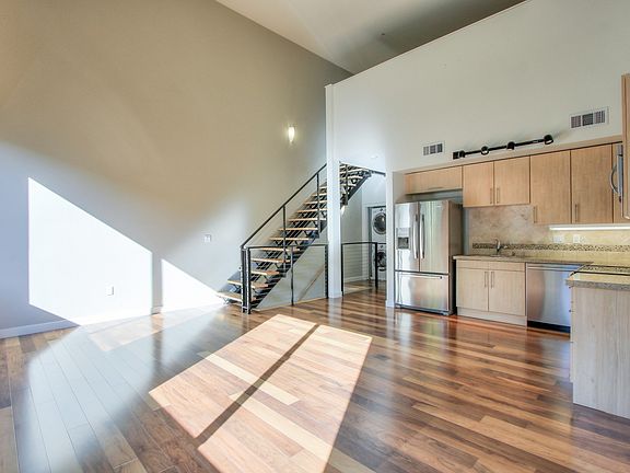 4th image of 88 Bush St Unit 2113
