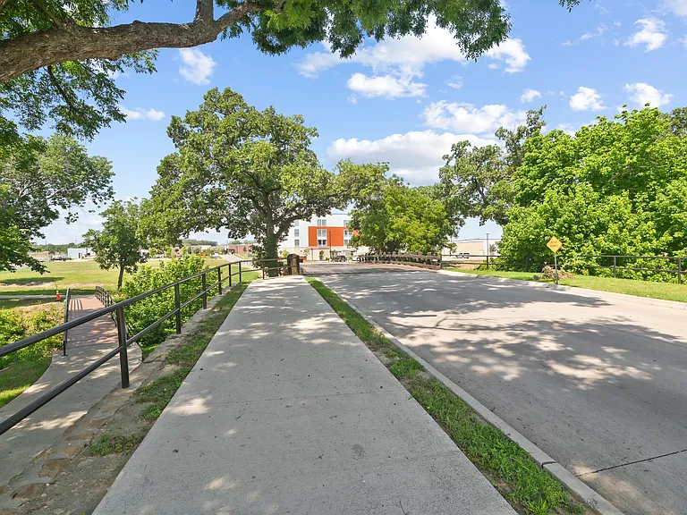 Canvas at Willow Park — Photo 65