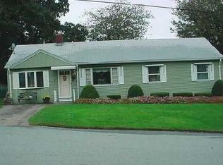 22 Salem Dr, North Providence, RI 02904