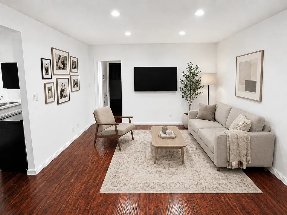 386 Temple Ave