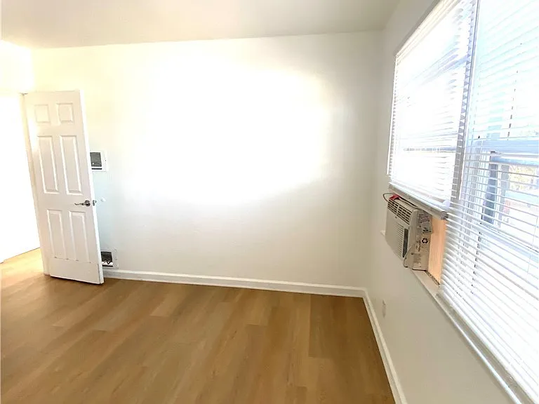 1470 Martin Luther King Jr Ave — Photo 5