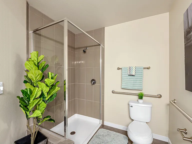 16141 Cleveland St #203 — Photo 11