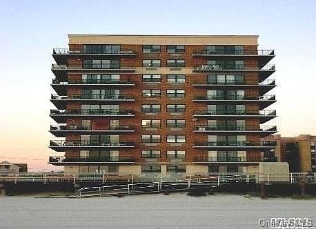 1st image of 26 W Broadway #201